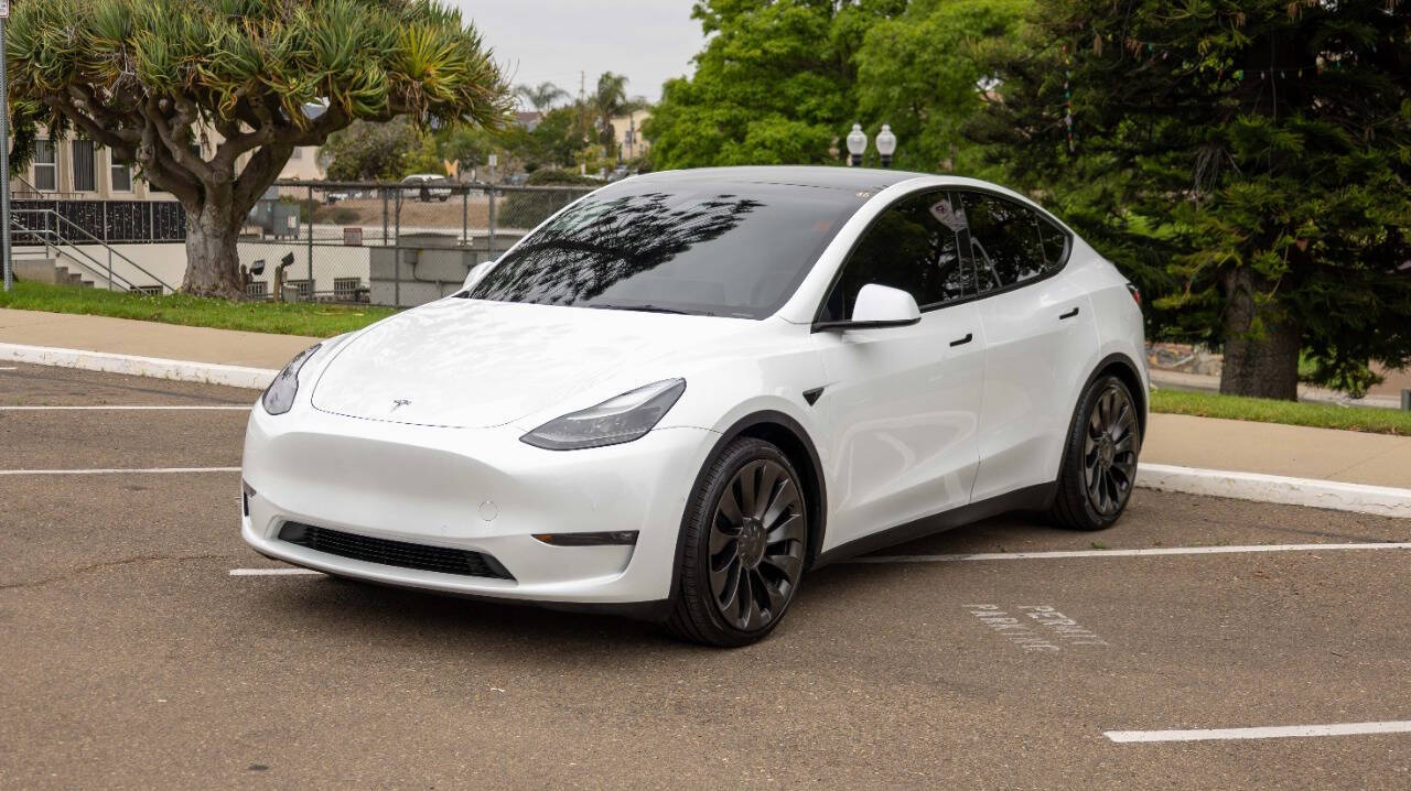 Vehicle image 1 of 29