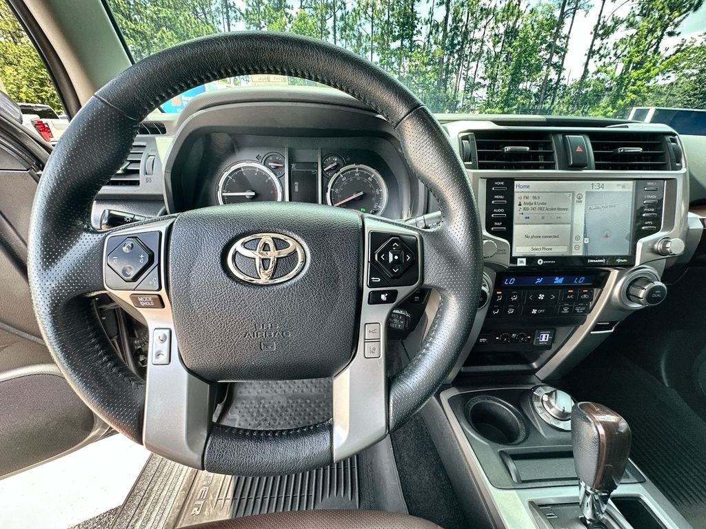 Vehicle image 12 of 37
