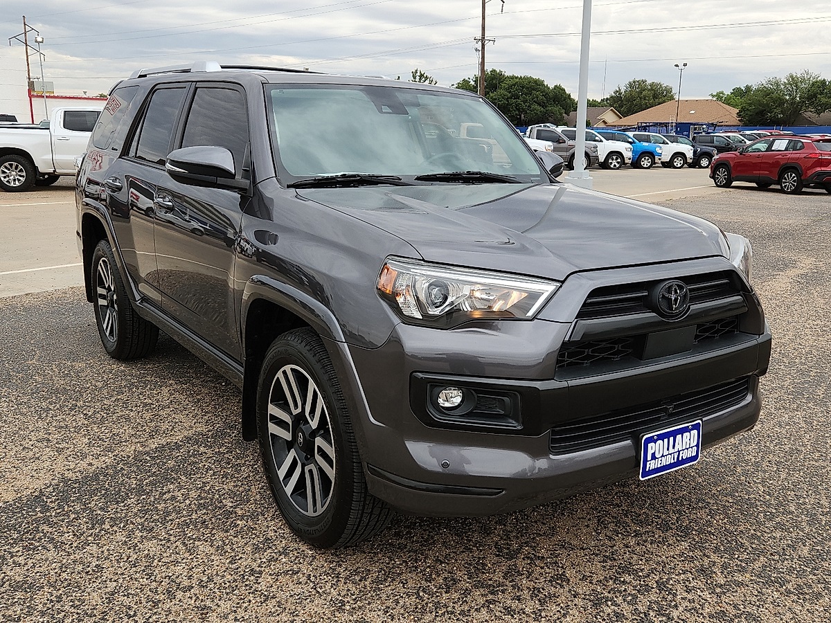 Vehicle image 2 of 12
