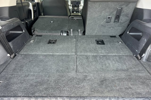 Vehicle image 16 of 29
