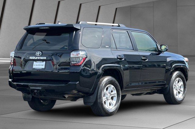 Vehicle image 6 of 29