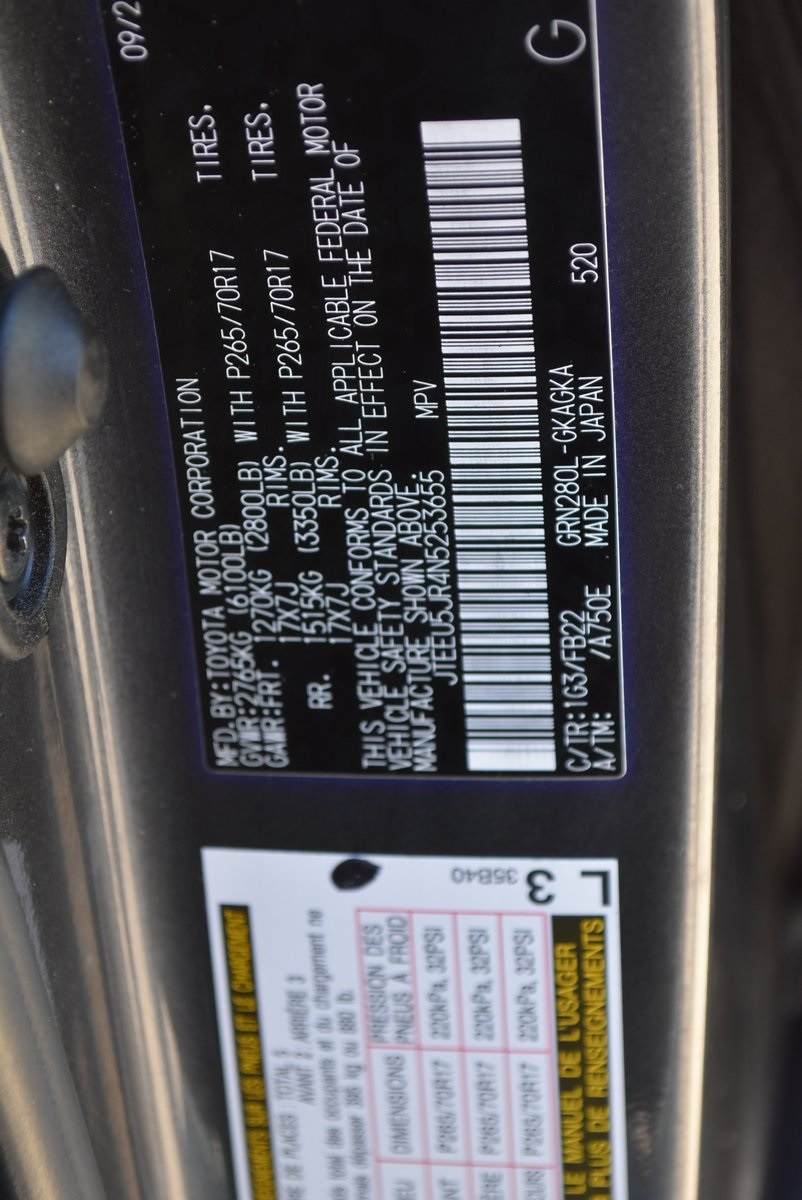 2022 Toyota 4Runner SR5 Image 29 of 34