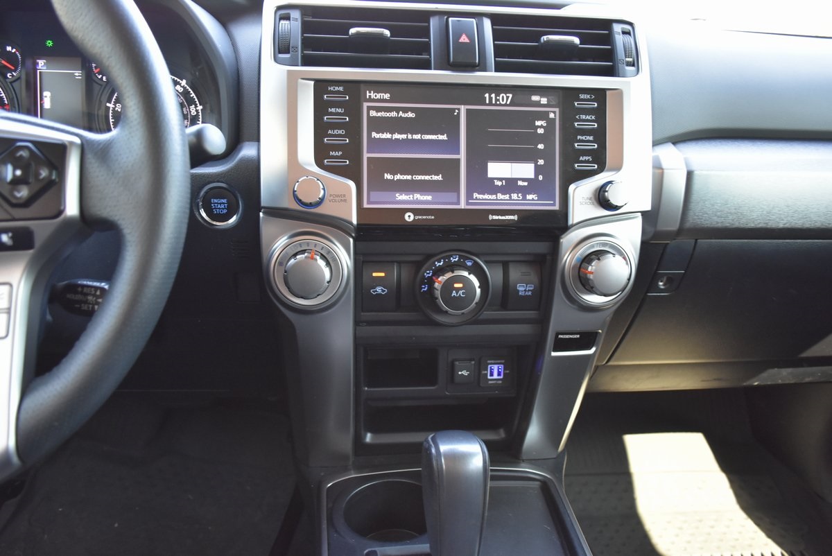 2022 Toyota 4Runner SR5 Image 26 of 34