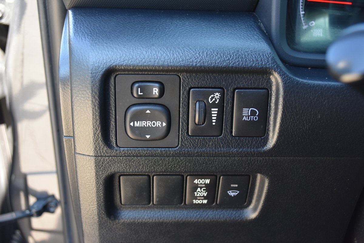 2022 Toyota 4Runner SR5 Image 27 of 34