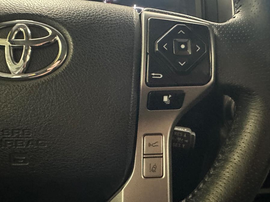 Vehicle image 41 of 56