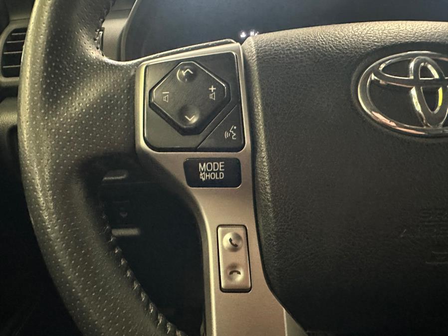 Vehicle image 40 of 56