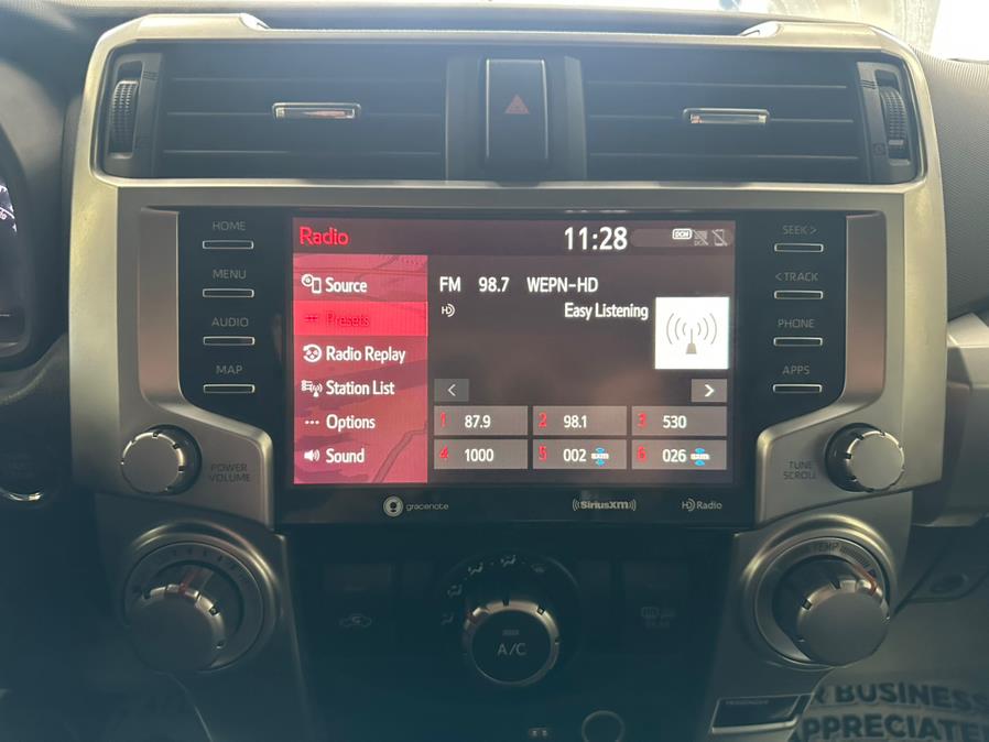 Vehicle image 46 of 56