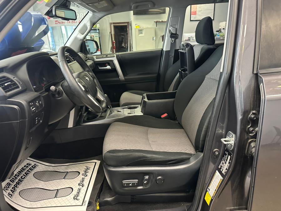 Vehicle image 19 of 56
