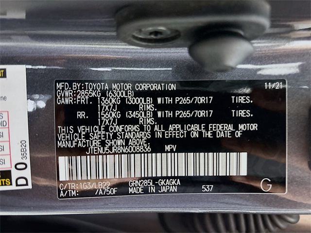 Vehicle image 30 of 32