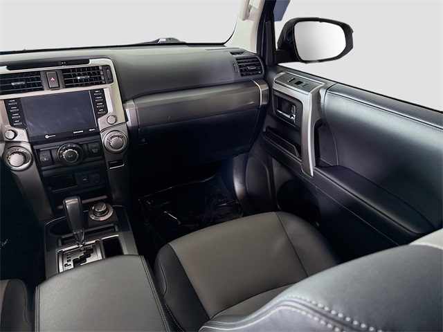 Vehicle image 32 of 32