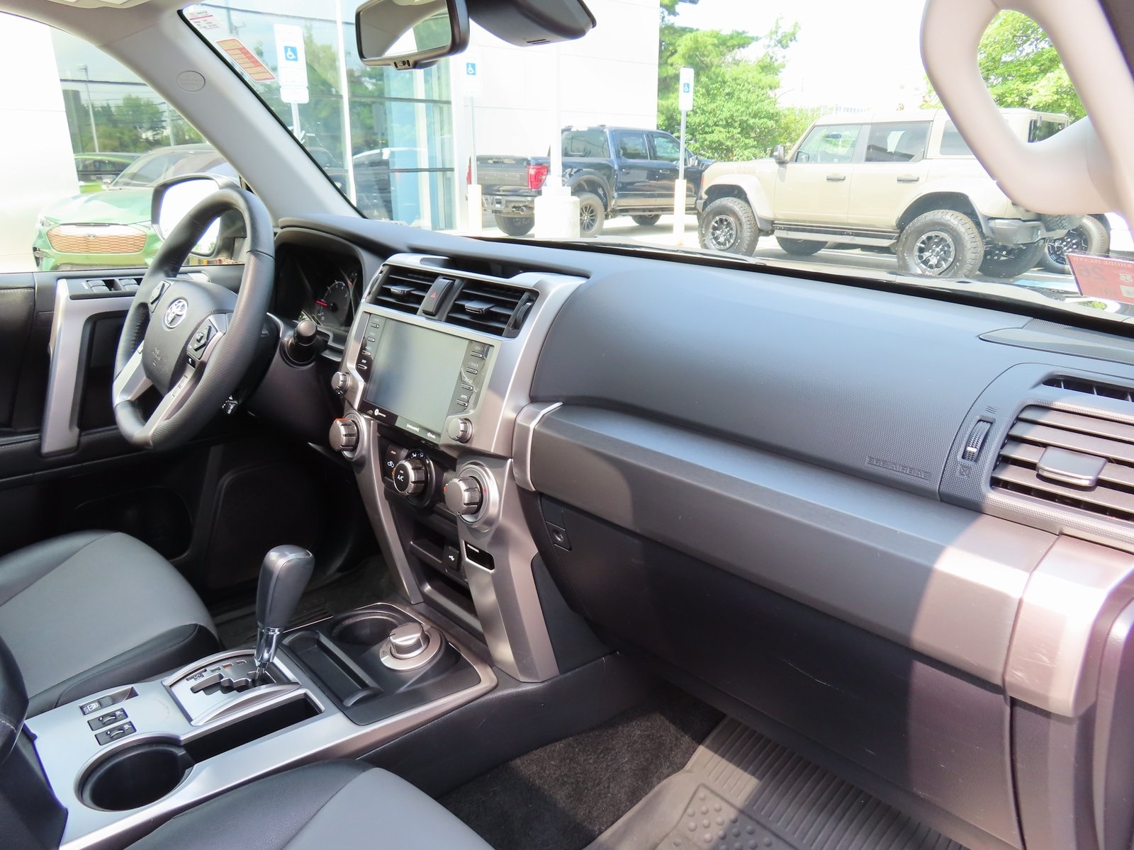 2022 Toyota 4Runner SR5 Premium Image 20 of 39