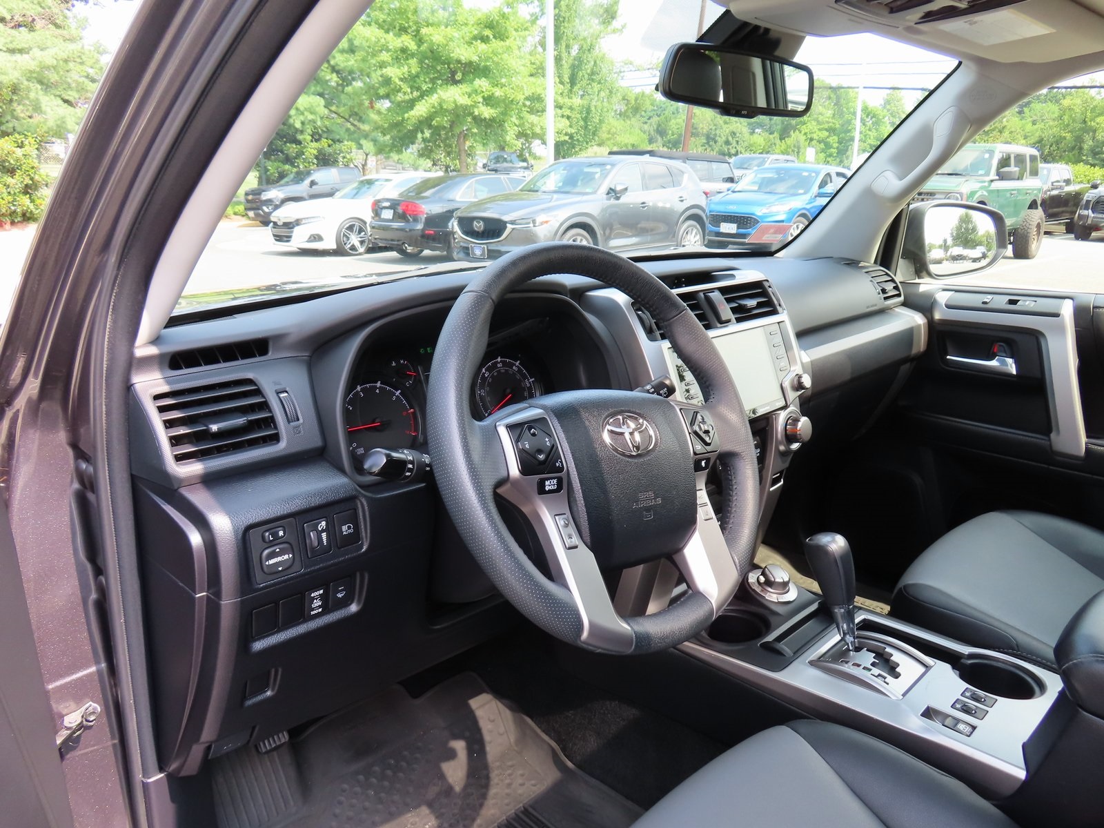 2022 Toyota 4Runner SR5 Premium Image 19 of 39