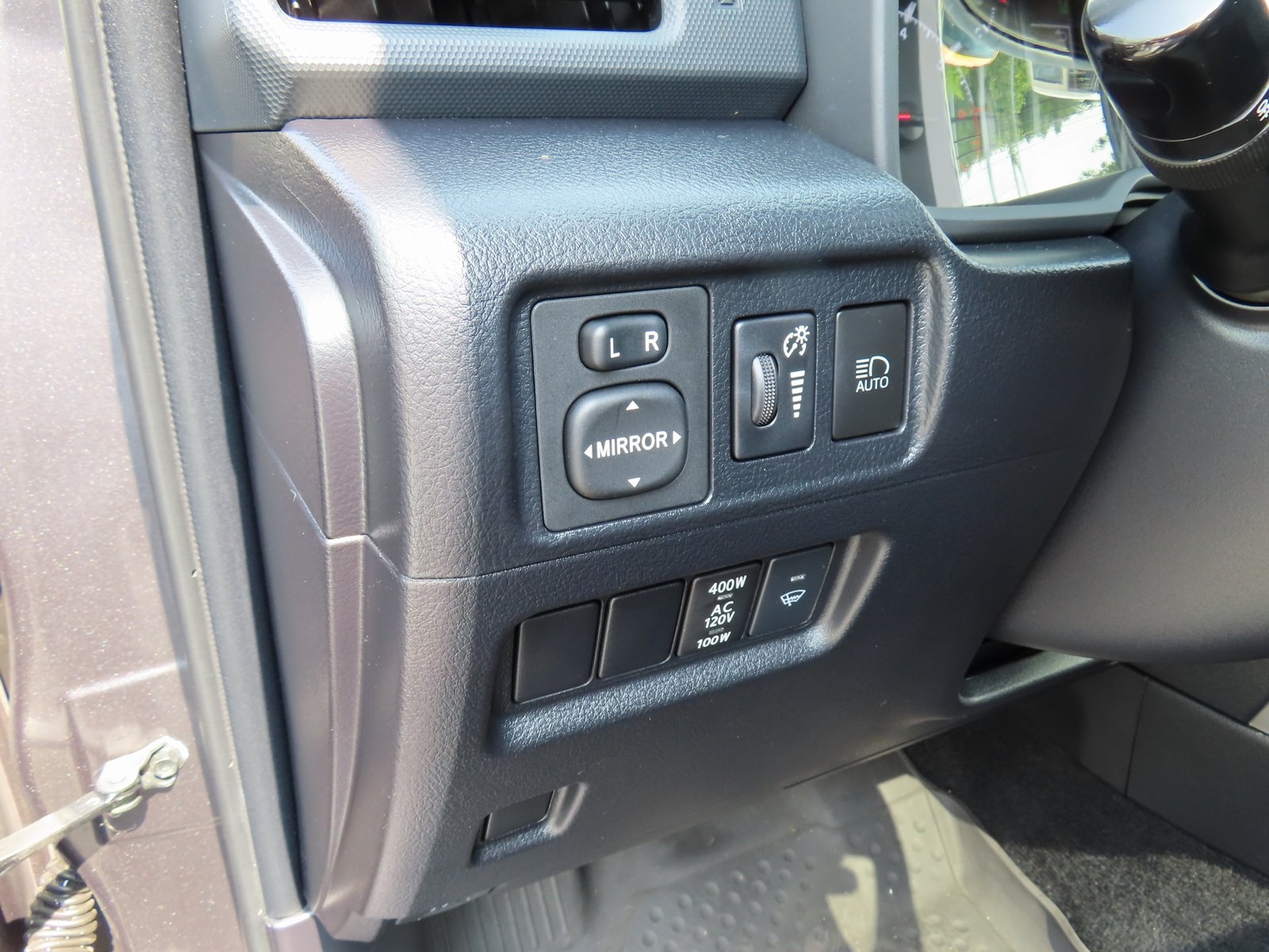 2022 Toyota 4Runner SR5 Premium Image 33 of 39