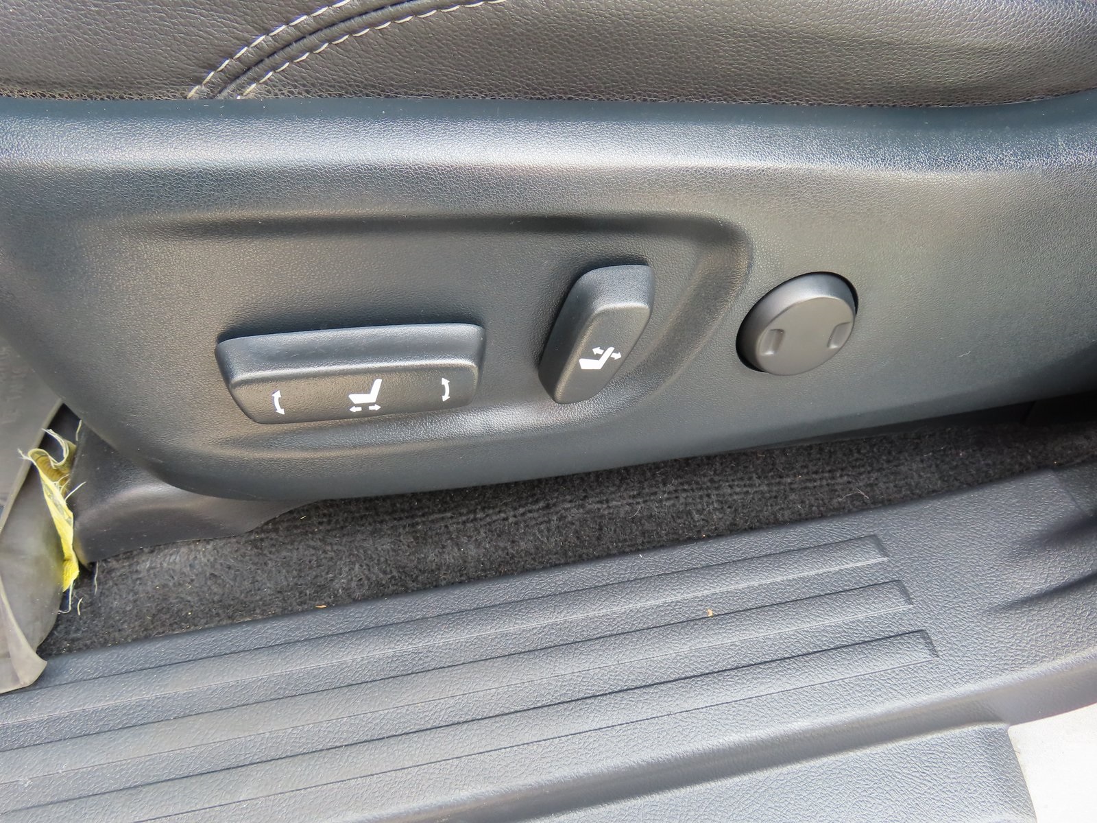 2022 Toyota 4Runner SR5 Premium Image 31 of 39