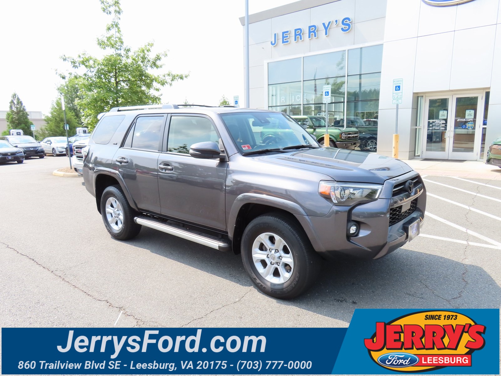 2022 Toyota 4Runner SR5 Premium Image 5 of 39