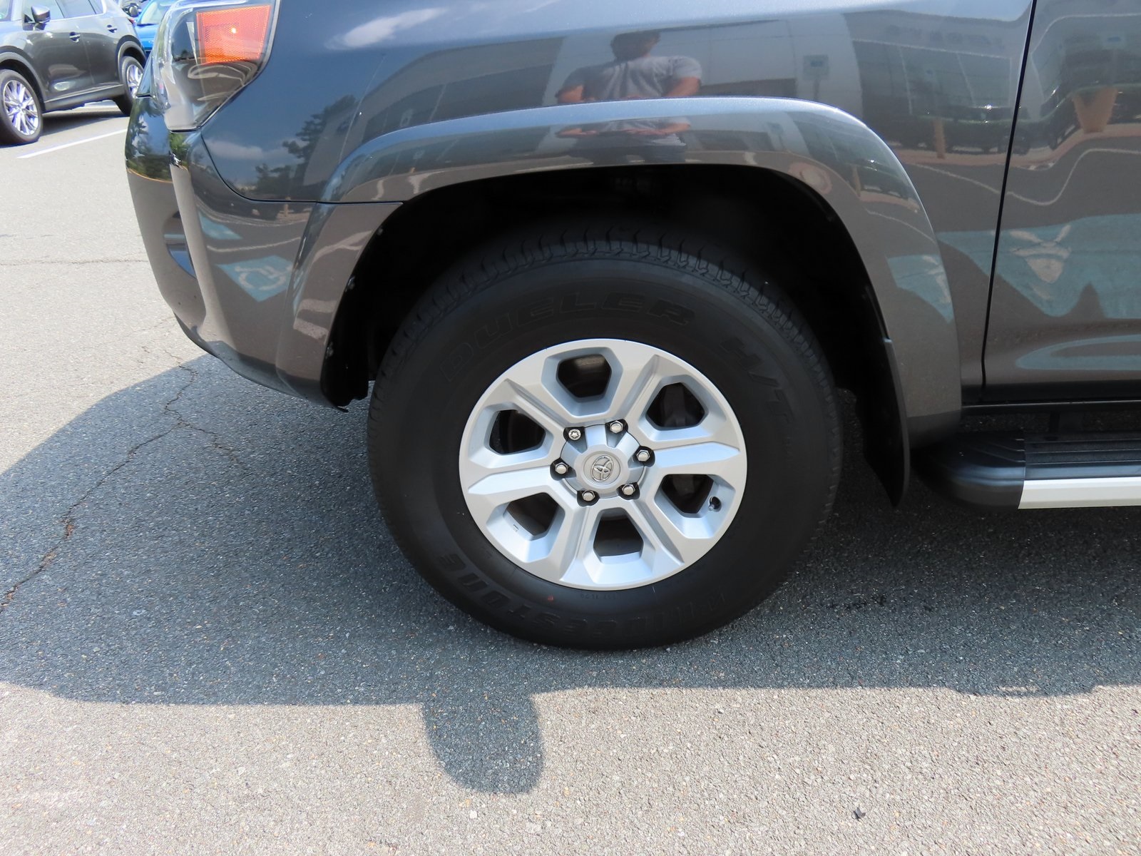 2022 Toyota 4Runner SR5 Premium Image 10 of 39