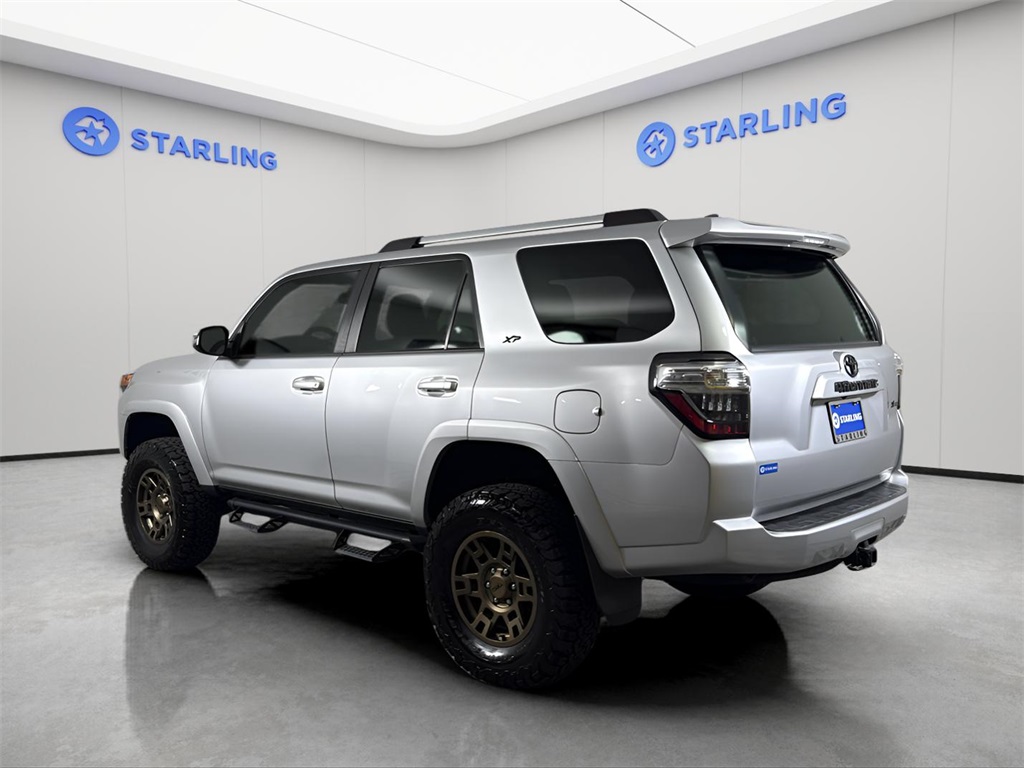 Vehicle image 13 of 36