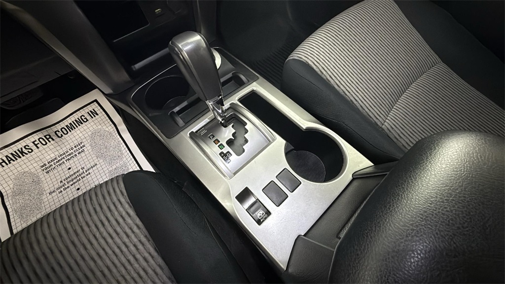 Vehicle image 26 of 36