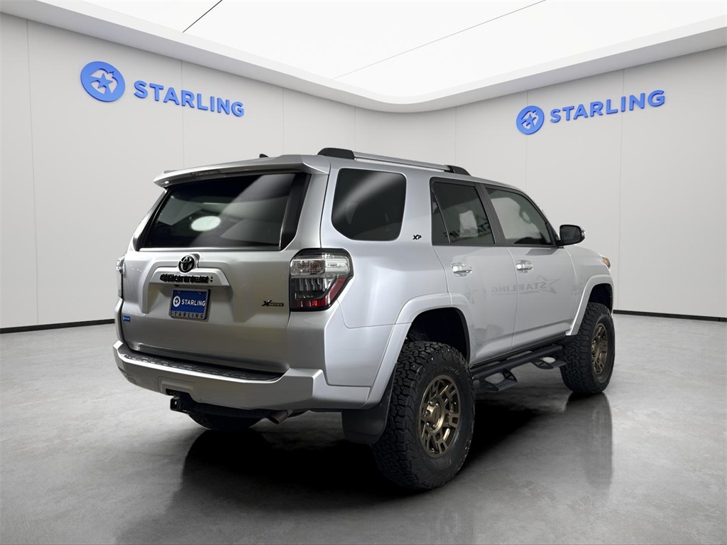 Vehicle image 10 of 36