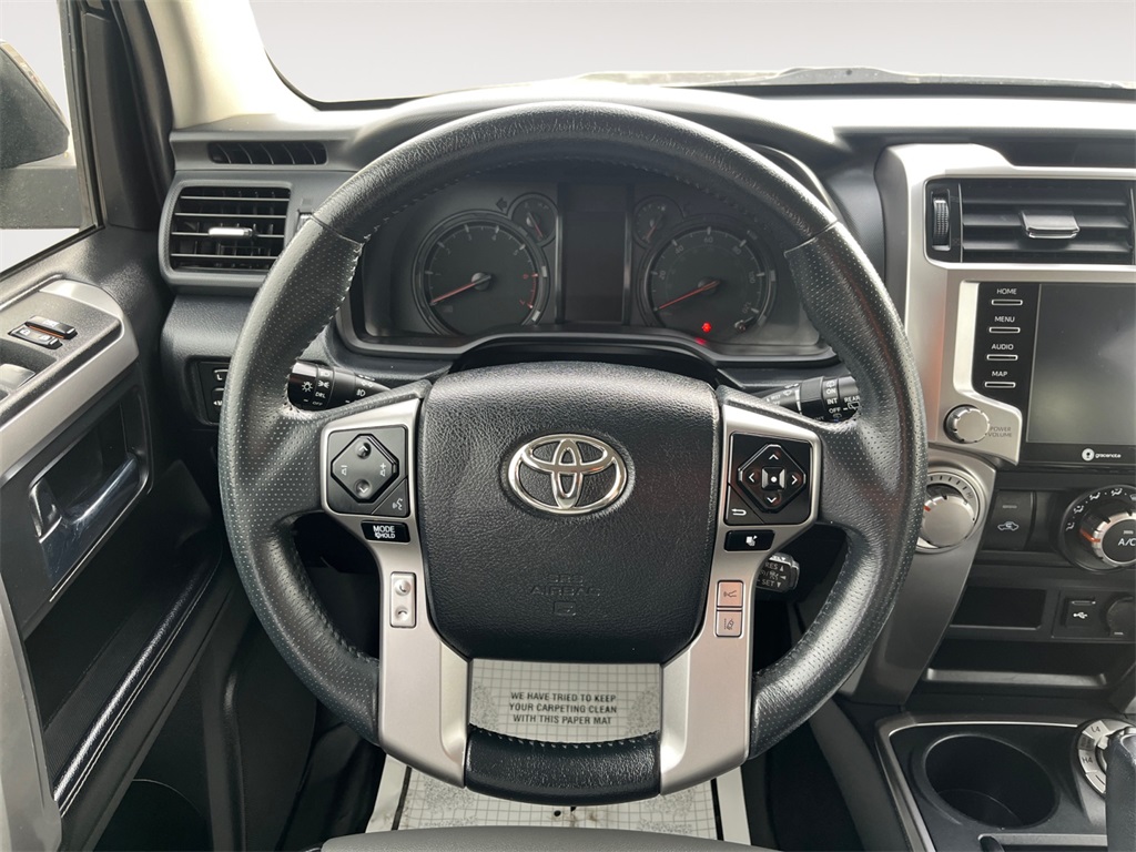 Vehicle image 12 of 44