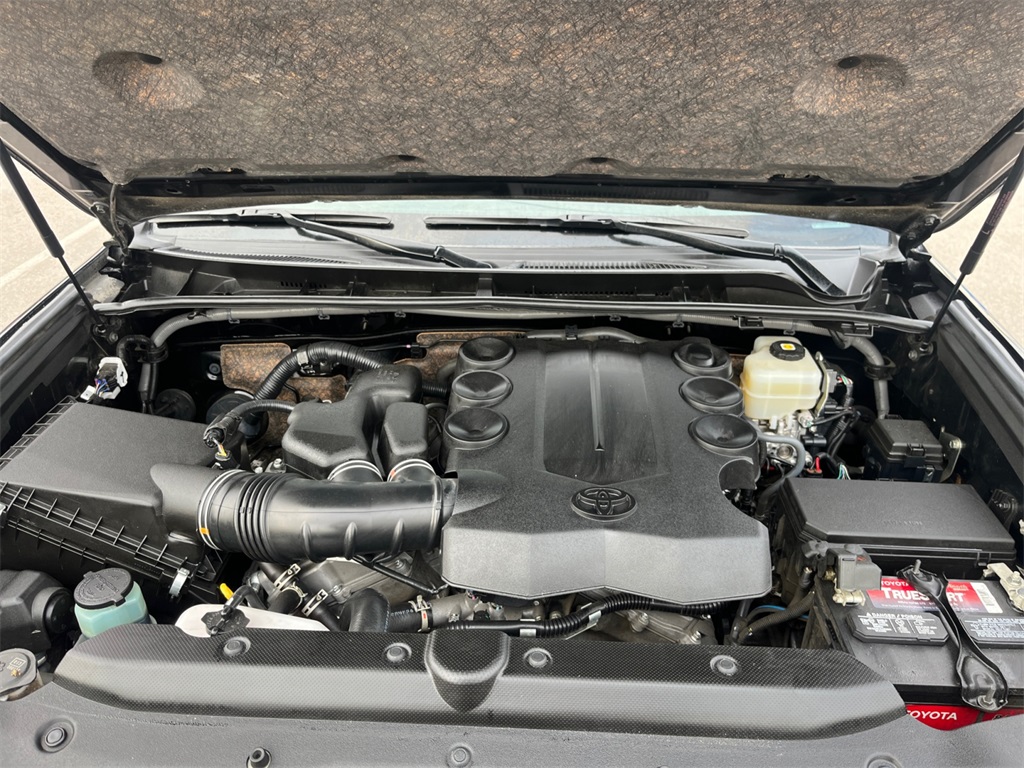Vehicle image 38 of 44