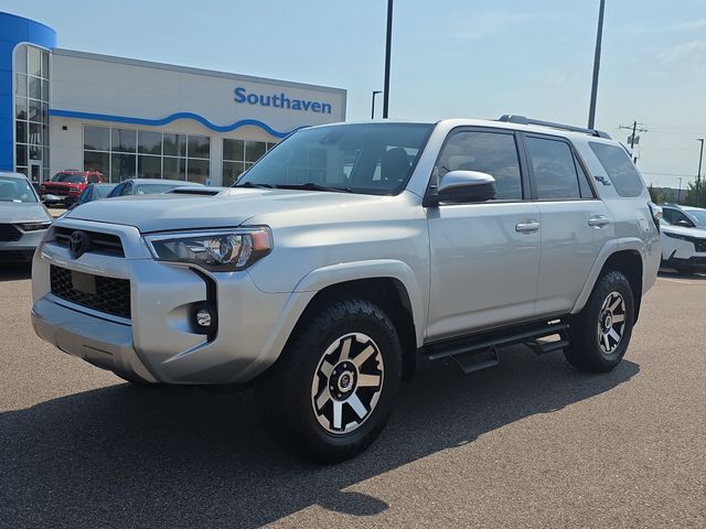 2022 Toyota 4Runner TRD Off Road Image 1 of 26