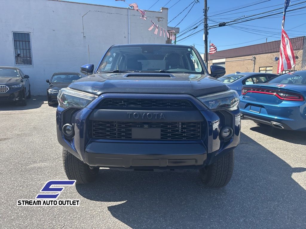Vehicle image 3 of 38