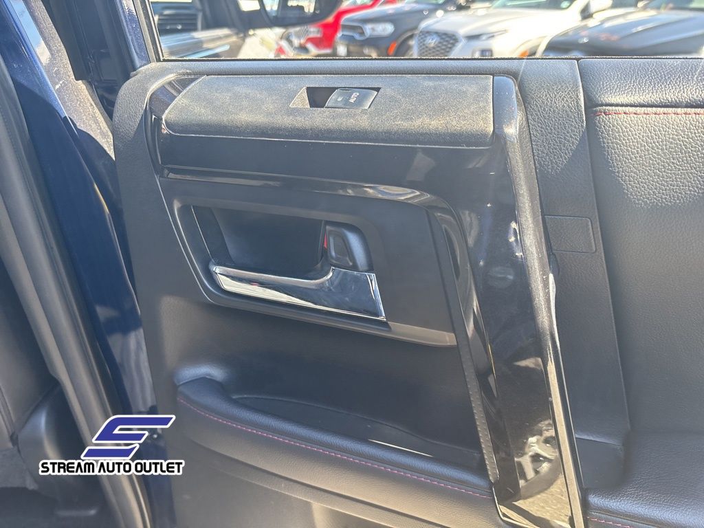 Vehicle image 15 of 38