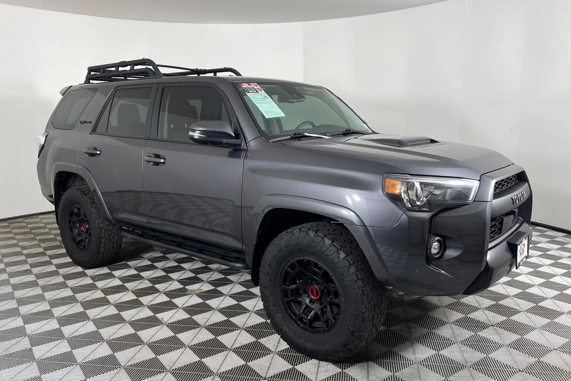 Vehicle image 3 of 29