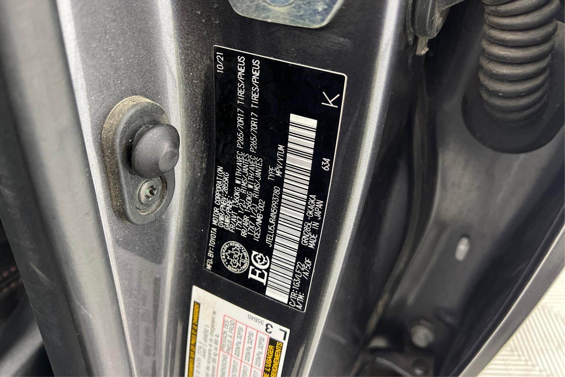 Vehicle image 19 of 29
