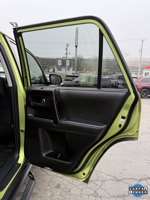 Vehicle image 42 of 45