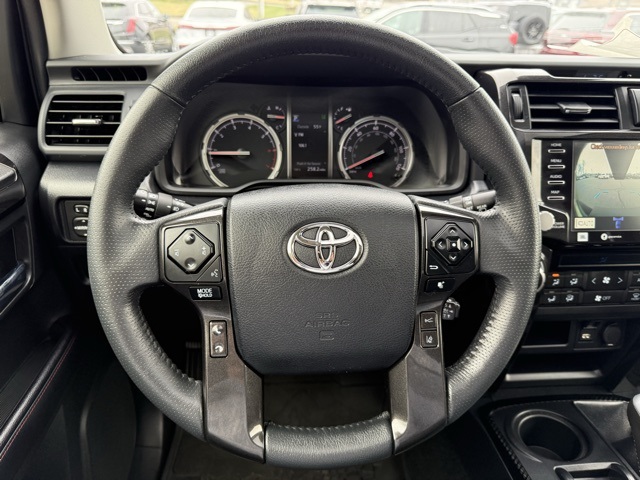 Vehicle image 37 of 45