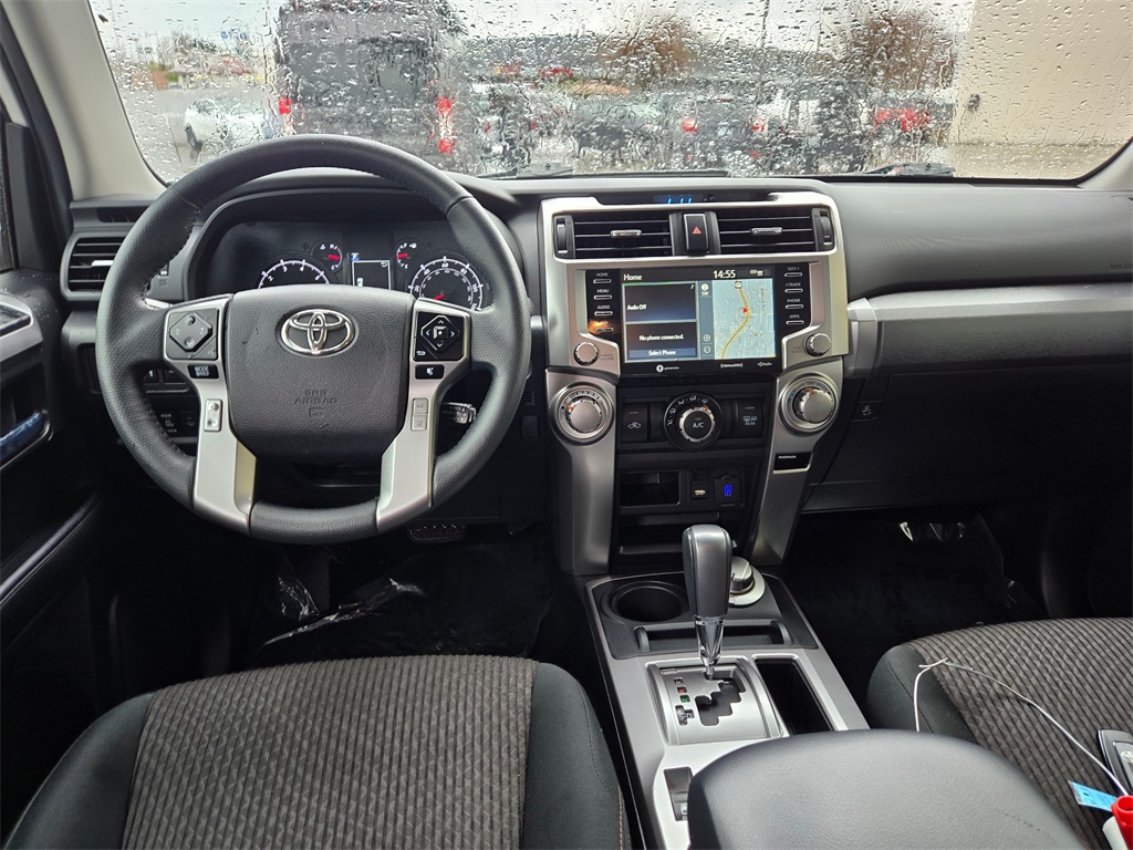 Vehicle image 11 of 20