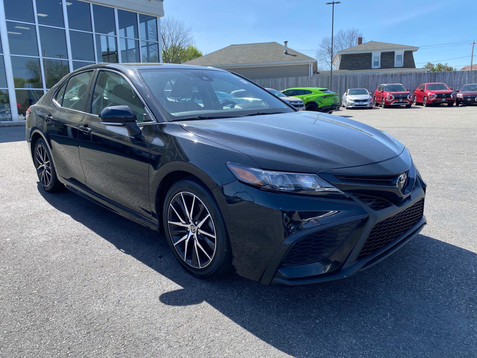 Vehicle image 6 of 22