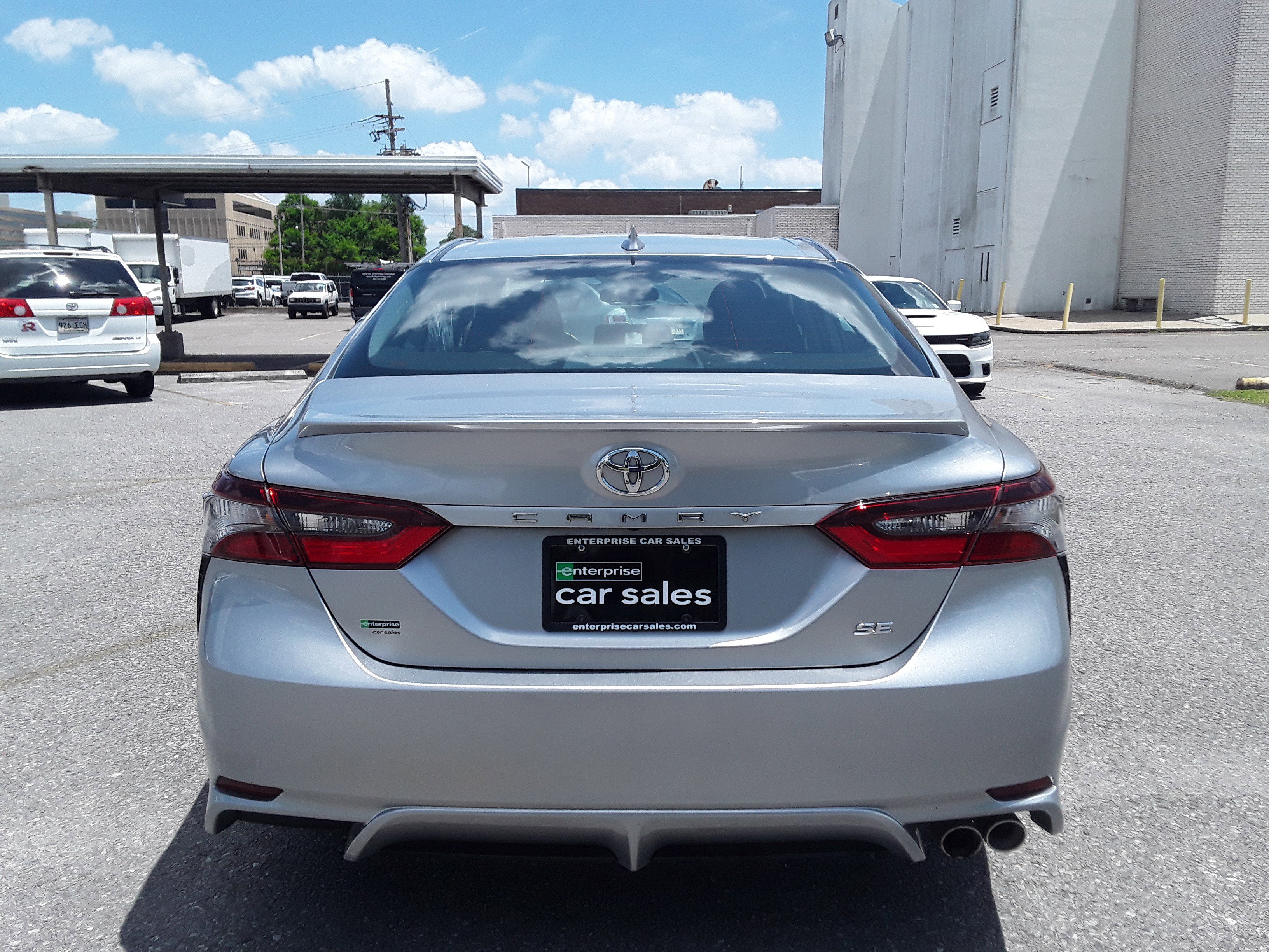 Vehicle image 5 of 22