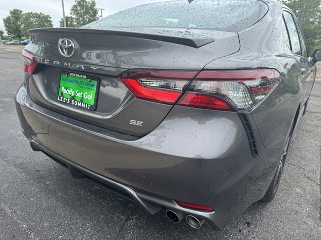 Vehicle image 5 of 34