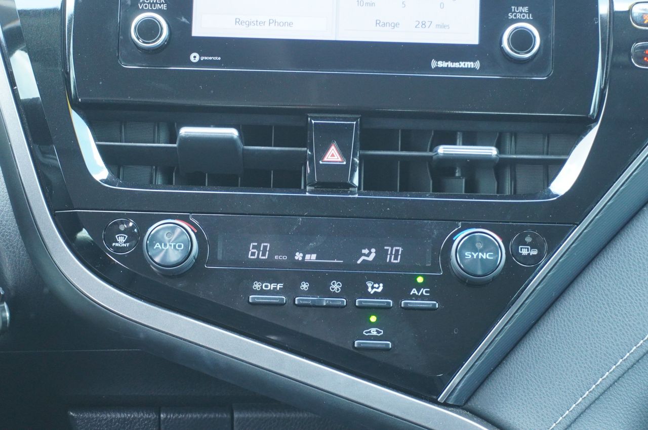 Vehicle image 13 of 30