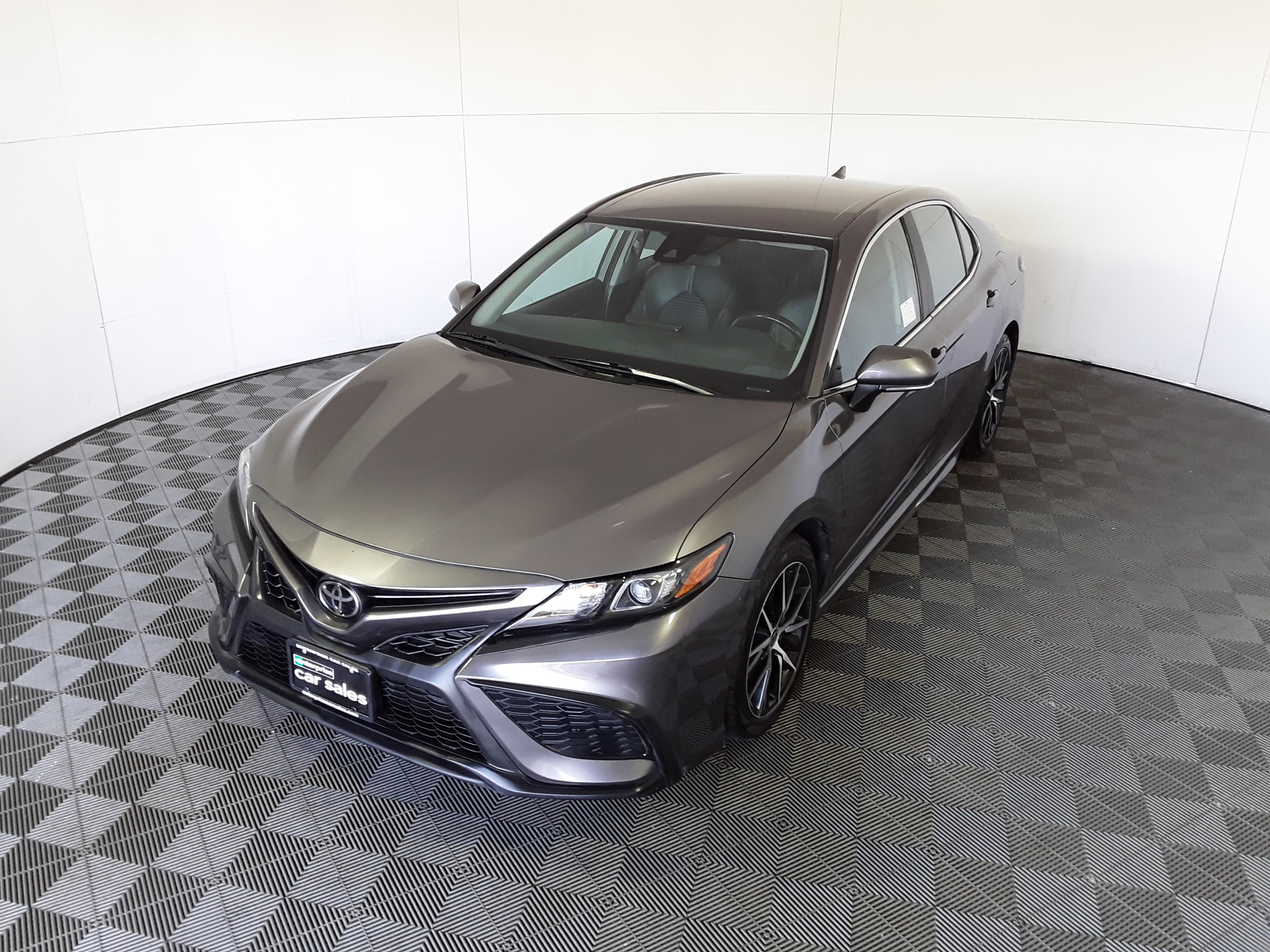 Vehicle image 1 of 21