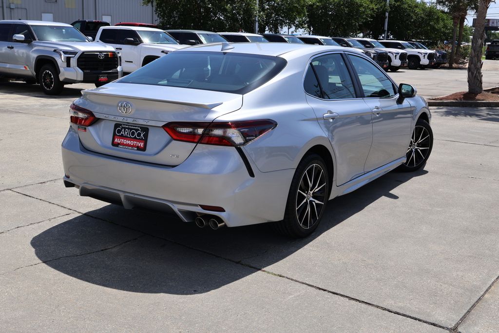Vehicle image 5 of 25
