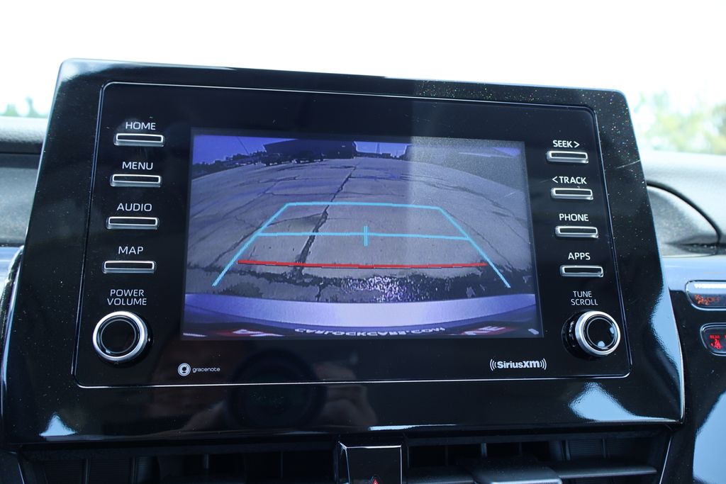 Vehicle image 10 of 25