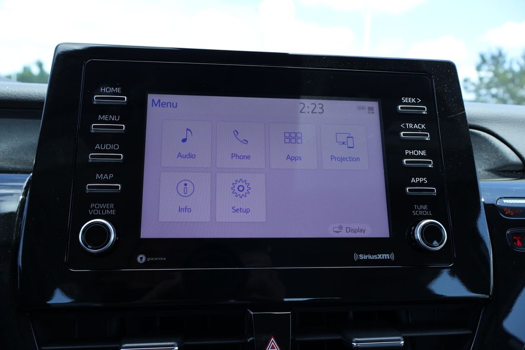 Vehicle image 9 of 25