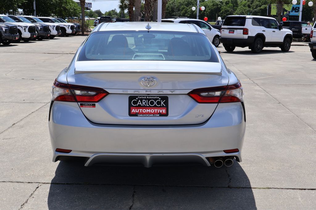 Vehicle image 6 of 25