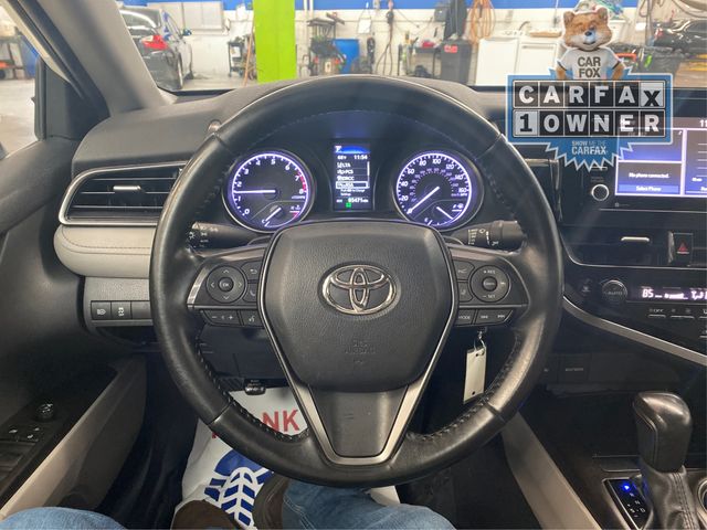 Vehicle image 14 of 23