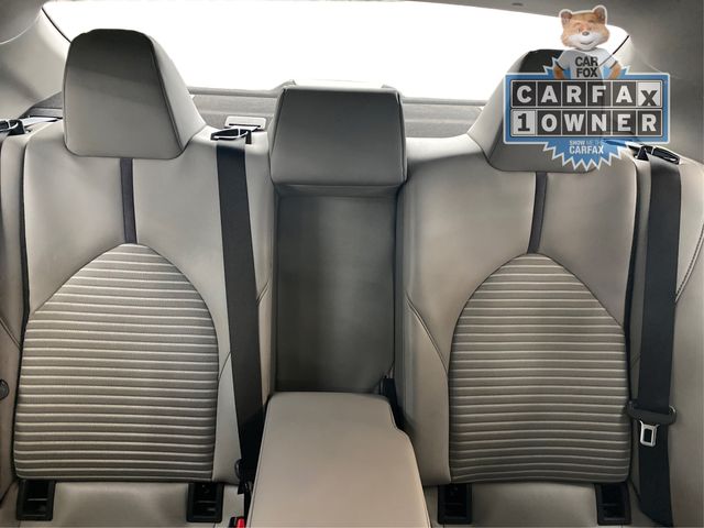 Vehicle image 11 of 23