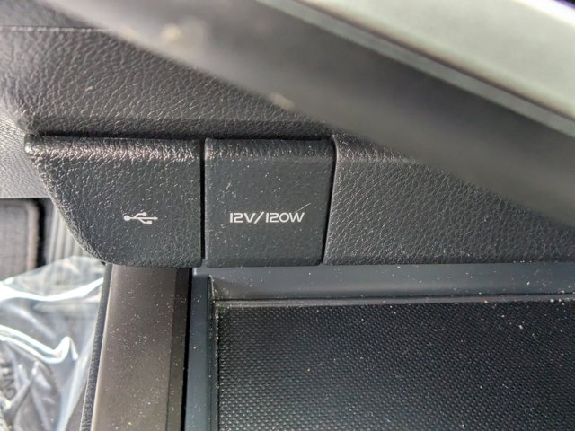 Vehicle image 19 of 29
