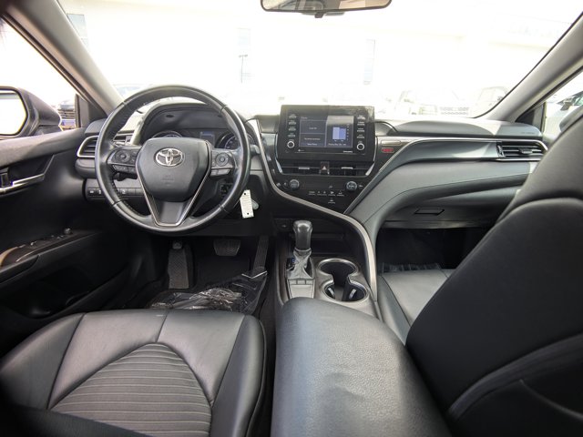 Vehicle image 13 of 29