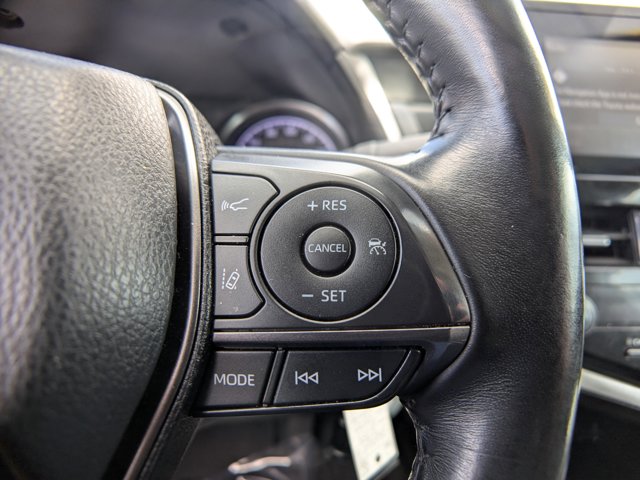 Vehicle image 22 of 29