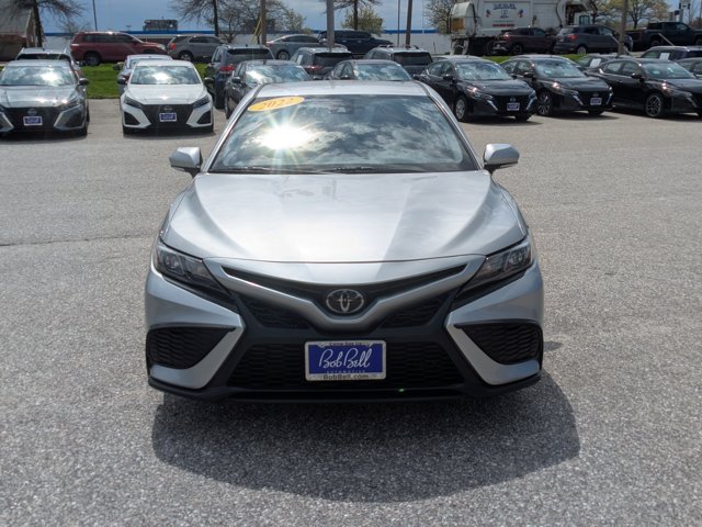 Vehicle image 2 of 29