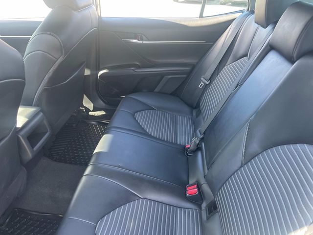 Vehicle image 12 of 35