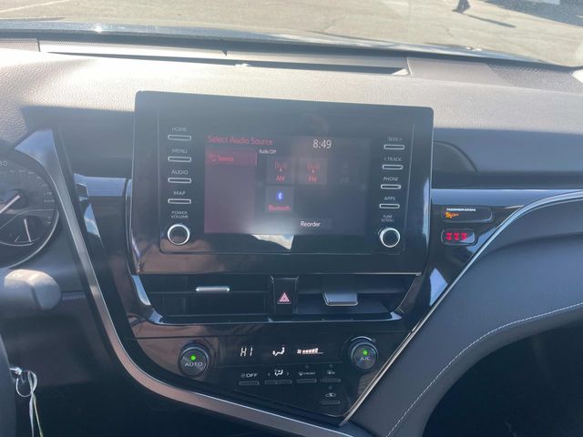 Vehicle image 17 of 35